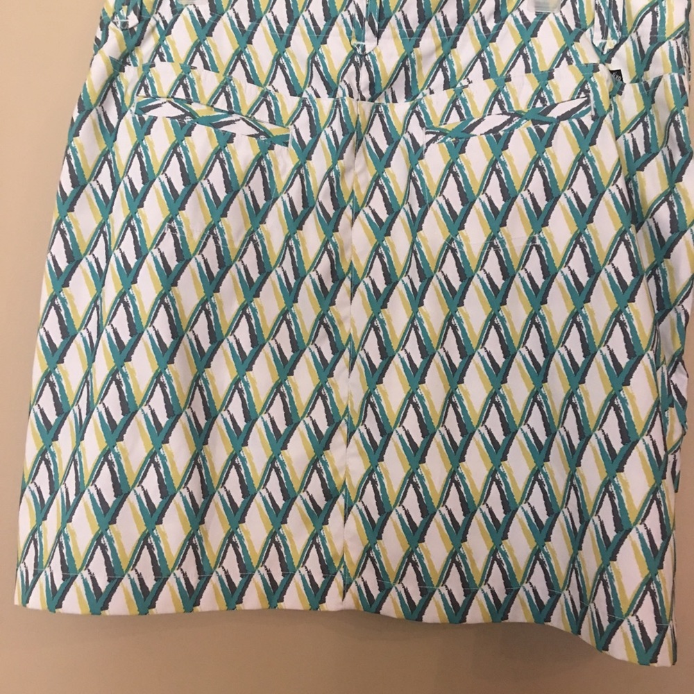 Nivo ladies golf skirt Size 16